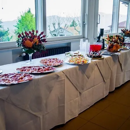 Della Pieve אורחן *