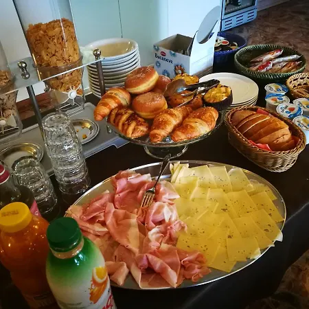 Della Pieve * Tizzano Val Parma