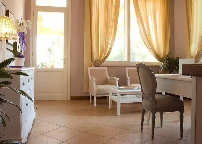 Della Pieve אורחן Tizzano Val Parma