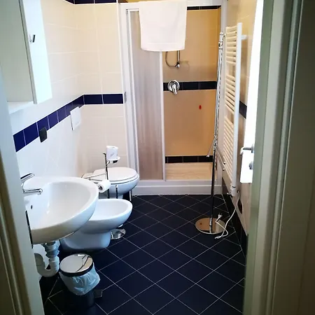 宾馆 Della Pieve Tizzano Val Parma