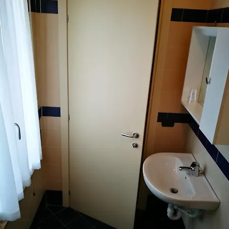 Della Pieve 宾馆 Tizzano Val Parma